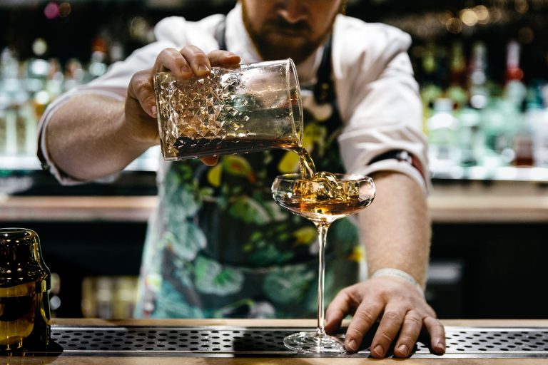 Offerte Di Lavoro In Scozia Per Italiani JOB DATING: Lavoro estero per italiani | MIXOLOGY Academy